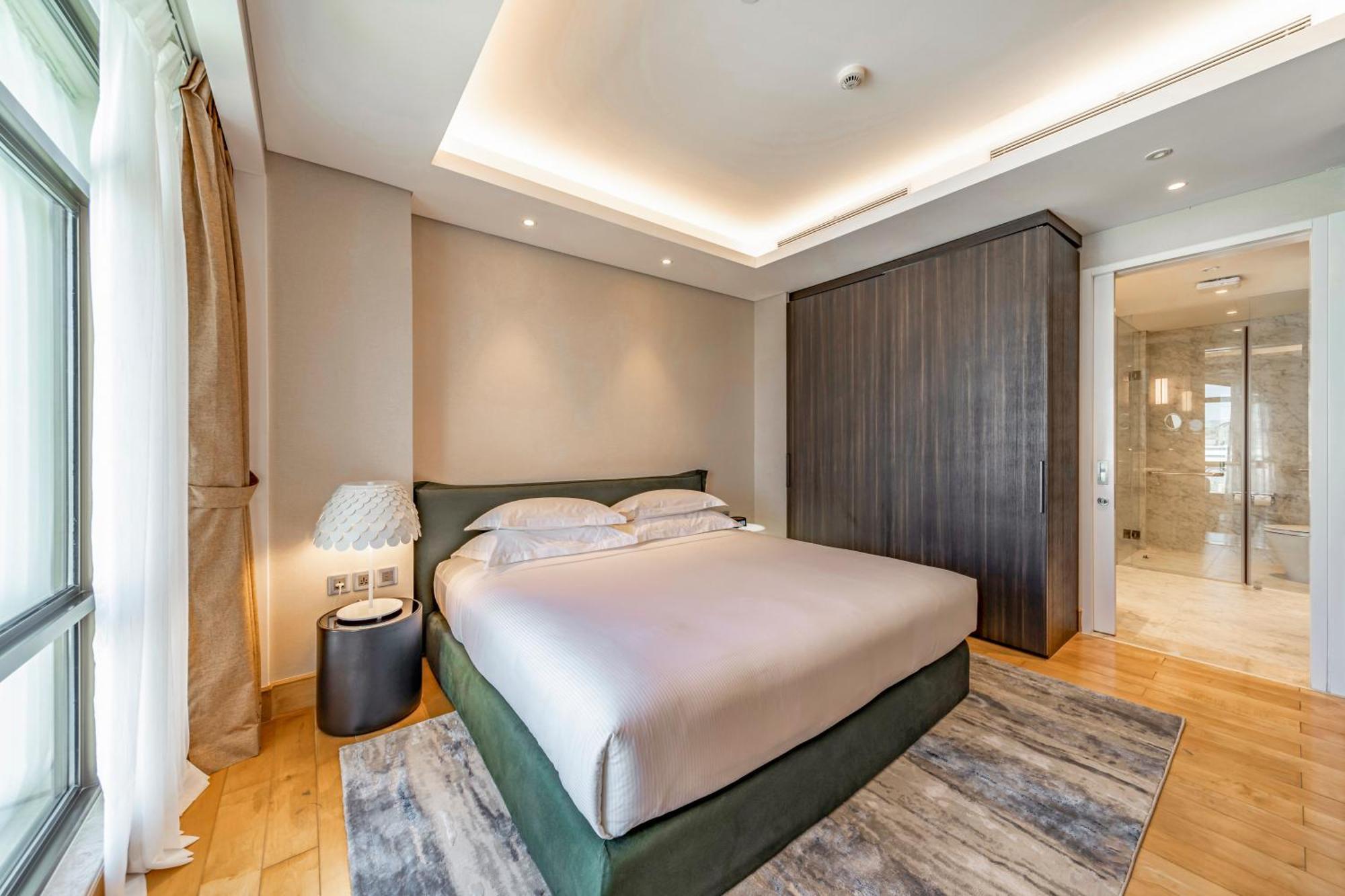 Sherwood Suites Хошимін Екстер'єр фото