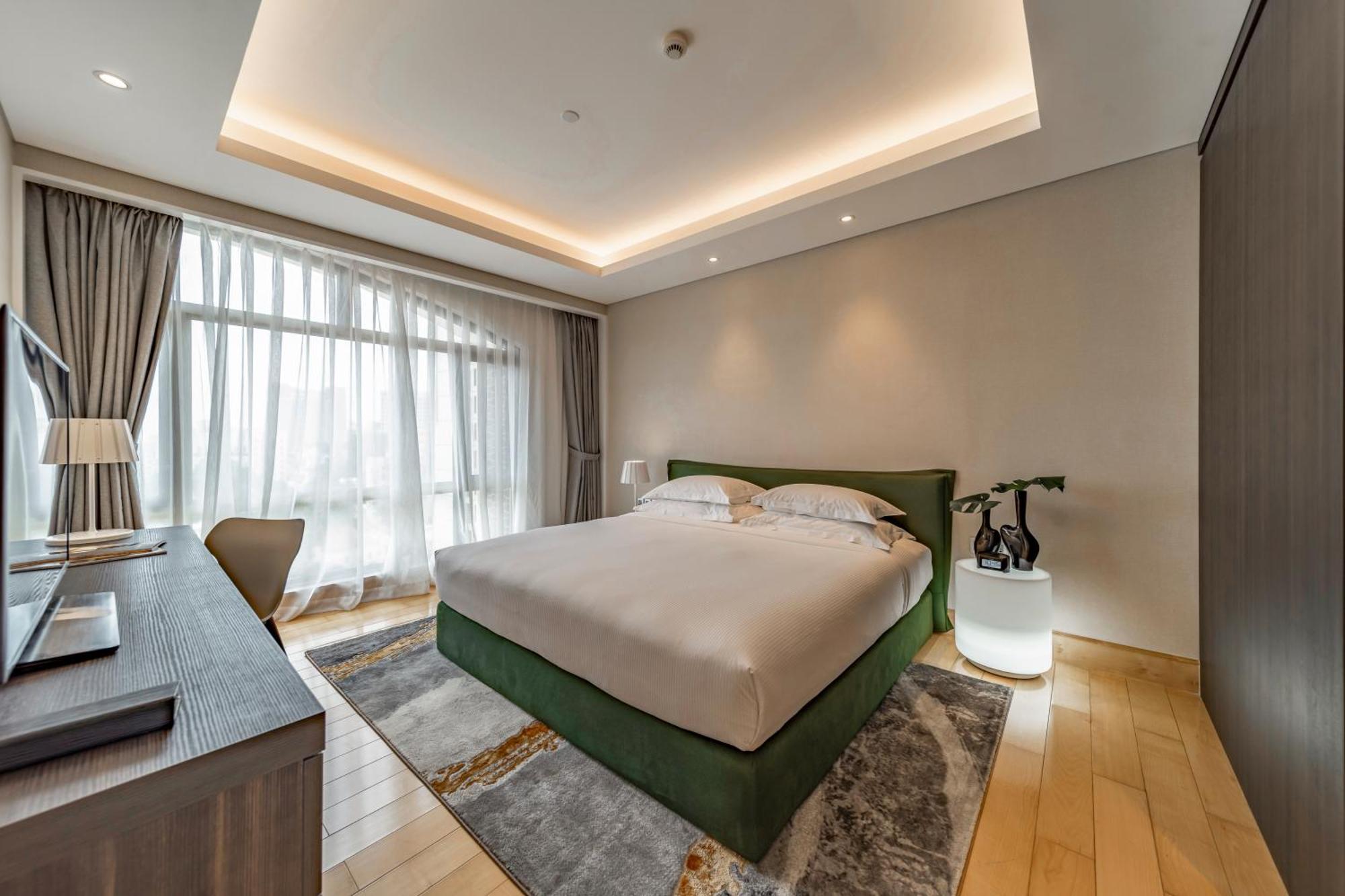Sherwood Suites Хошимін Екстер'єр фото