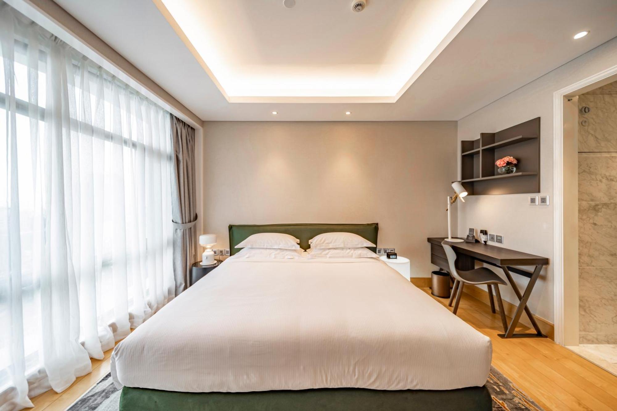 Sherwood Suites Хошимін Екстер'єр фото