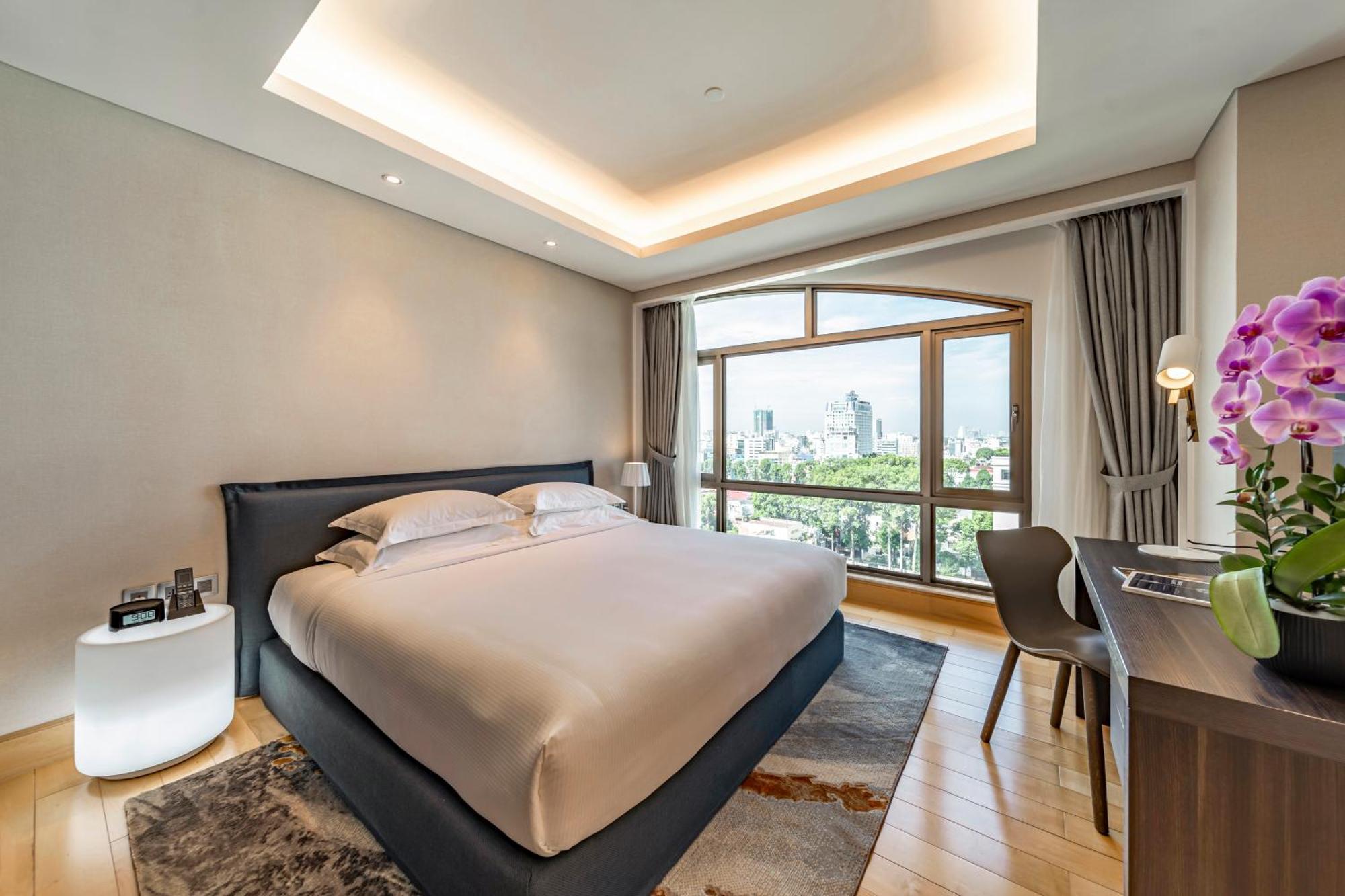 Sherwood Suites Хошимін Екстер'єр фото