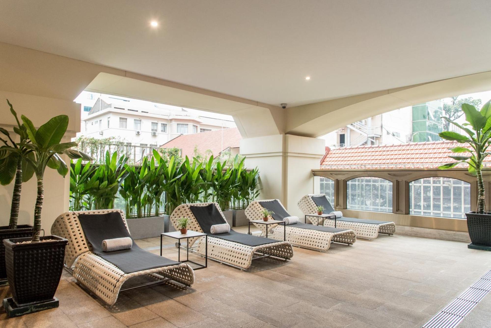 Sherwood Suites Хошимін Екстер'єр фото