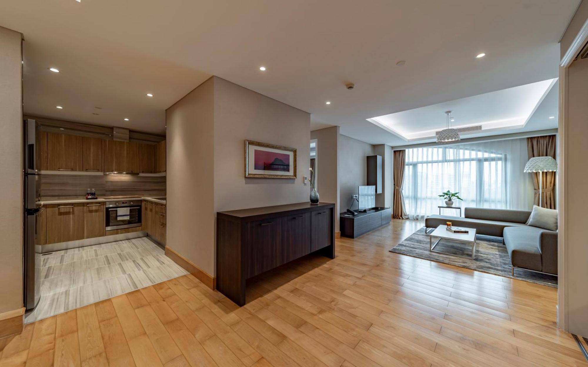 Sherwood Suites Хошимін Екстер'єр фото